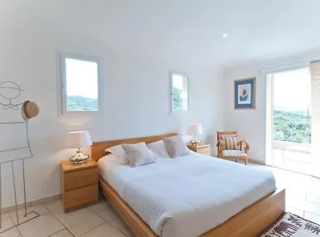 Le San Lorenzo Hotel 4*